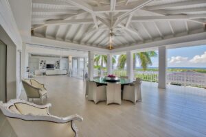 Villa-6-chambres-pour-15-personnes-aux-Terres-Basses-vue-mer-et-piscine-St-Martin-6